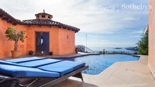 Villa with sea views near the beach and Palma